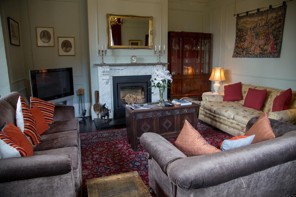 Southbank House Bed & Breakfast Hereford Exterior photo